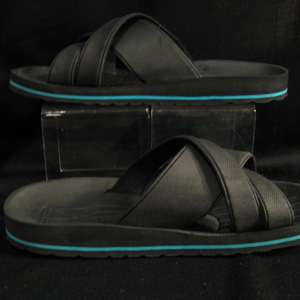 MEN'S SAND & SUN SIZE MED (9-10) BLACK FLIP FLOPS